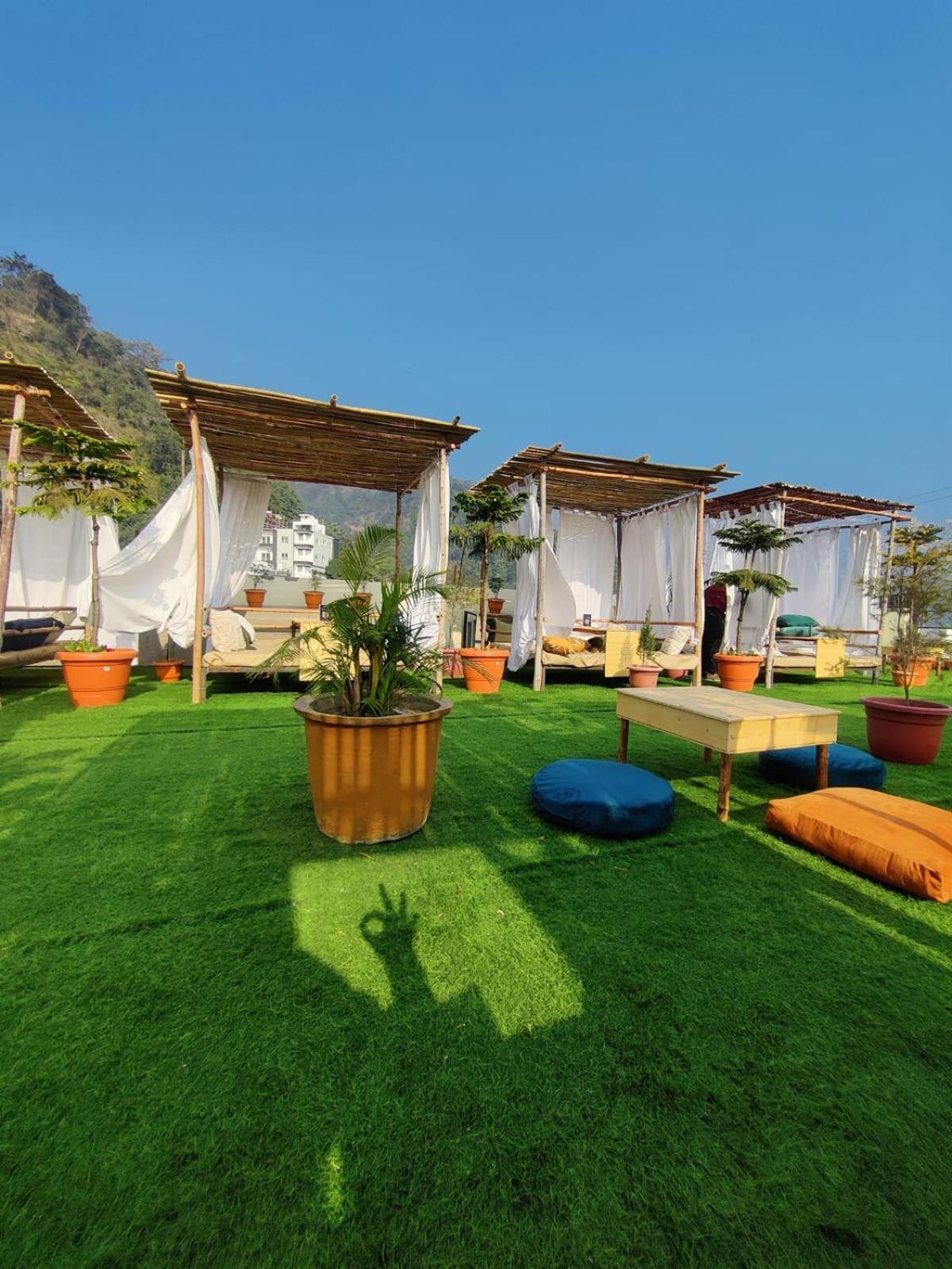 Hotel Aqua Vibes Rishīkesh Esterno foto